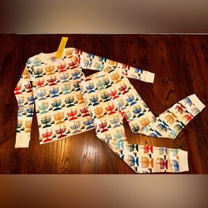 Hanna Andersson Hanukkah pajama set multicolored menorahs NEW size 8 top bottoms